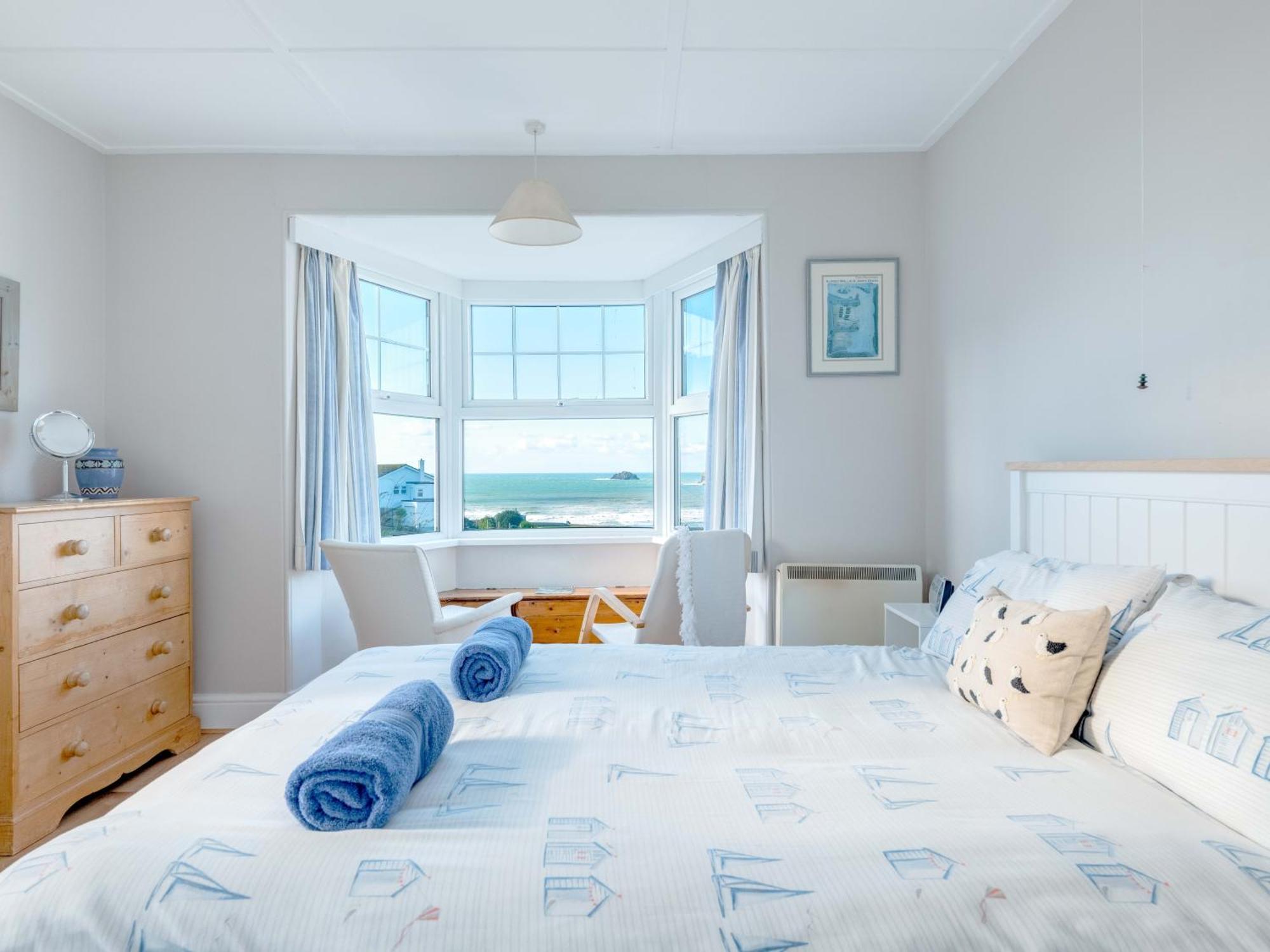 Pinewood Flat 5 Villa Ползеат Екстериор снимка